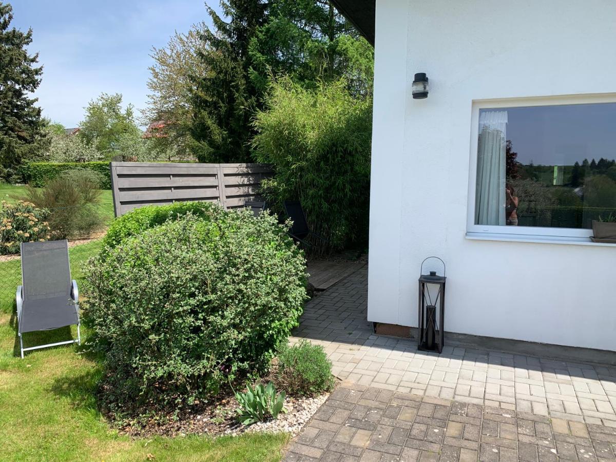 Studiovy Apartman V Zahrade Police nad Metuji Exterior photo